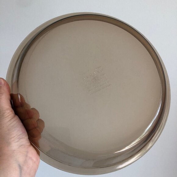 PYREX 209 Brown Pie Dish 23 cm Oven and Microwave Safe USA - Picture 3 of 9